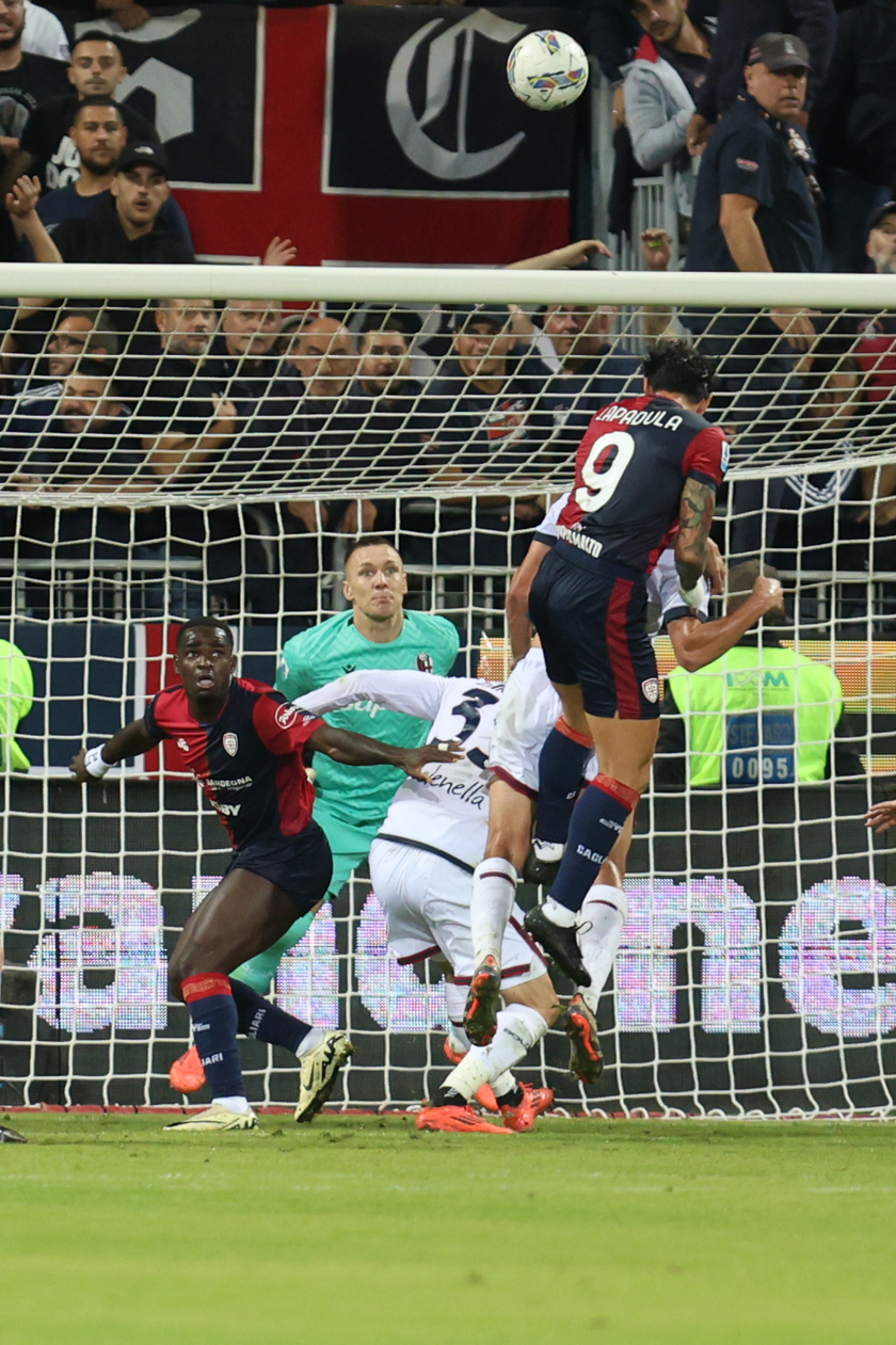 Soccer; serie A:Cagliari vs Bologna