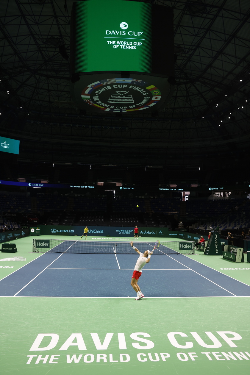 Spanish team prepares for Davis Cup finals