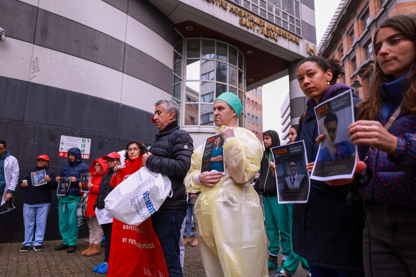 Belgian medical workers protest in solidarity with Gaza and Lebanon