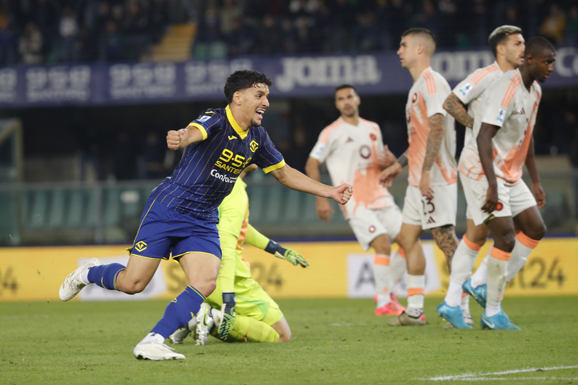 Soccer: Serie A; Hellas Verona vs AS Roma