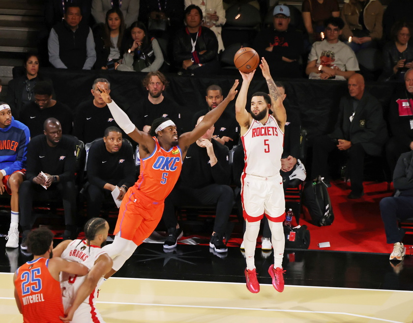 NBA Cup Semi-Finals - Oklahoma City Thunder vs Houston Rockets