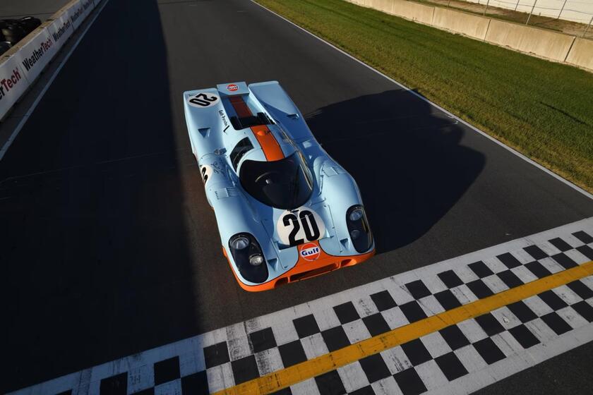 Porsche 917 e Ford GT40