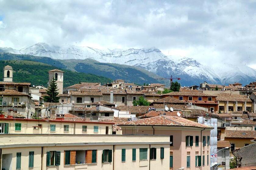 L 'Aquila, una veduta della città - RIPRODUZIONE RISERVATA