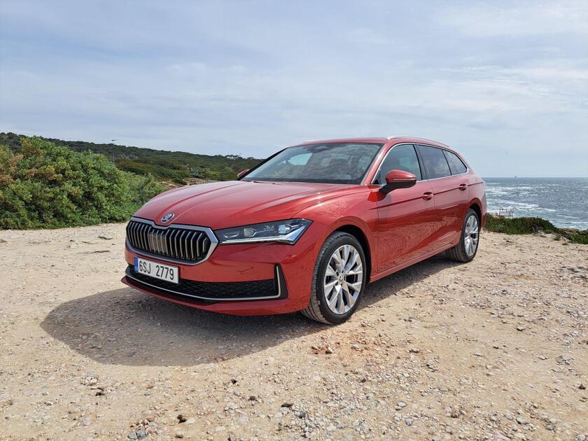 Nuova Skoda Superb Wagon - RIPRODUZIONE RISERVATA