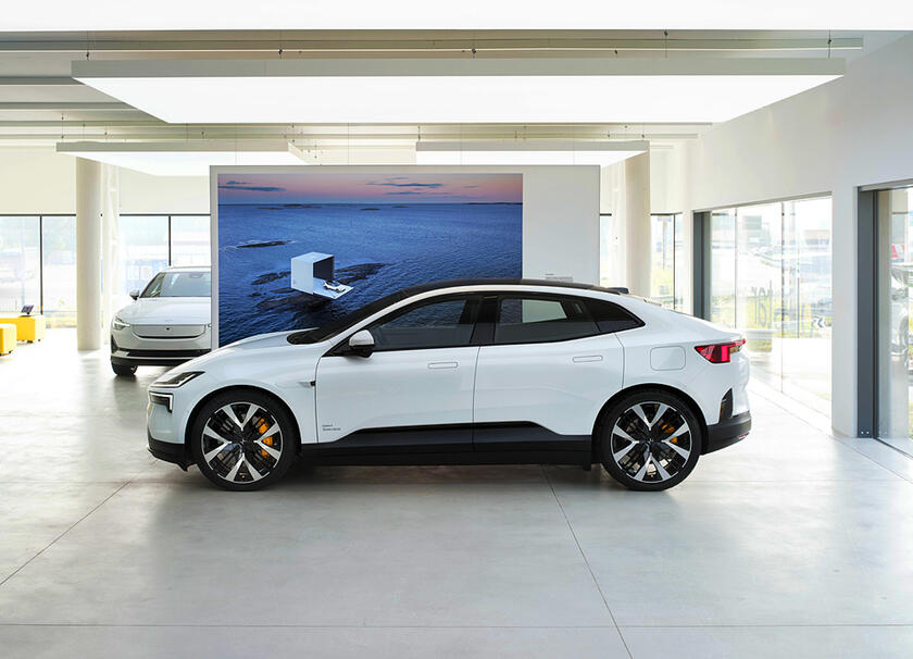 Polestar 4, al debutto il rivoluzionario suv coupé elettrico © ANSA/Web