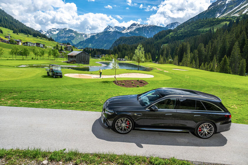 Mercedes-AMG E 53 Hybrid 4Matic+