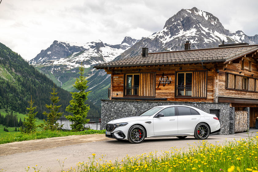 Mercedes-AMG E 53 Hybrid 4Matic+