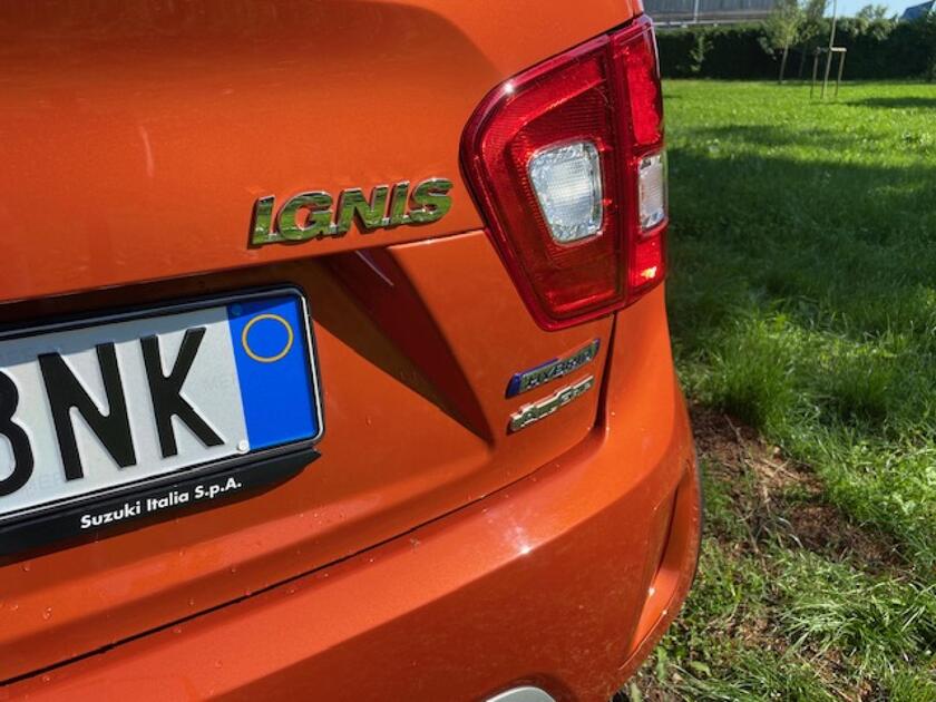 Suzuki Ignis Hybrid 1.2 Top 4wd Allgrip Bicolor