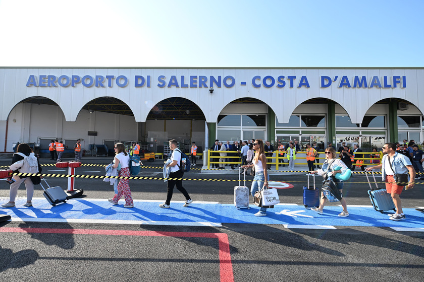 Al via i primi voli di linea dall'Aeroporto di Salerno