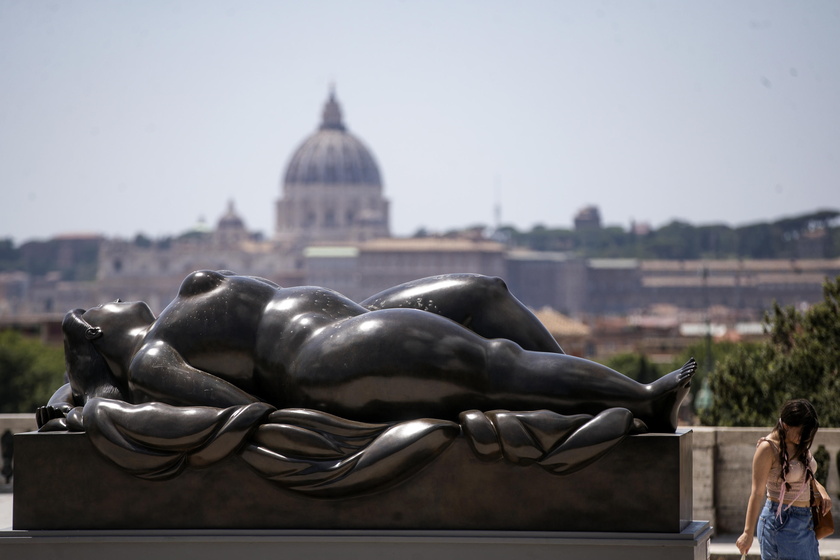 Roma exhibe a Botero con 8 piezas en plazas icónicas