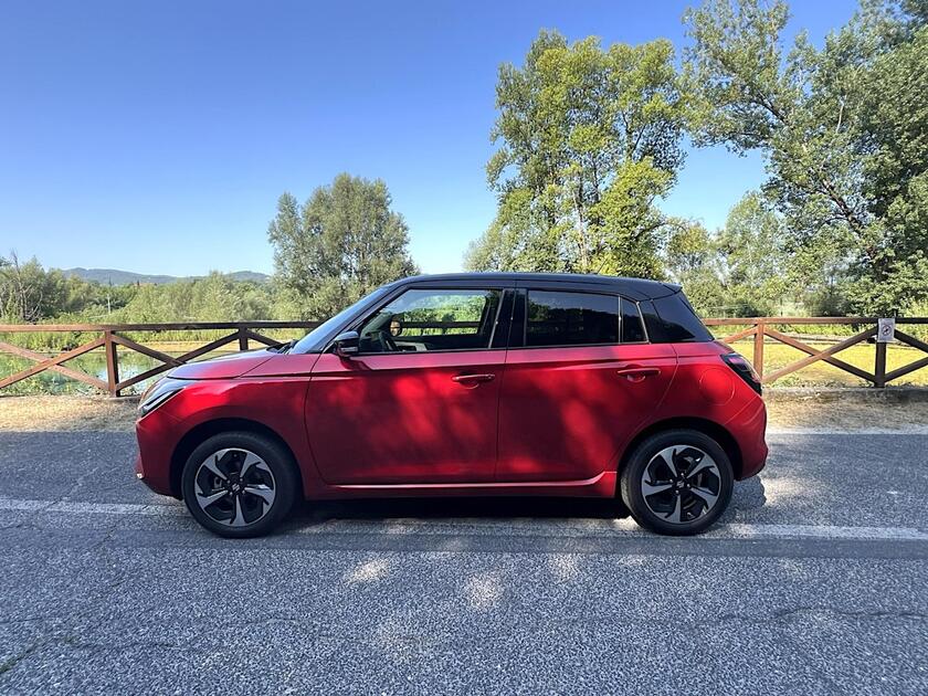 Nuova Suzuki Swift 1.2 Hybrid 4WD