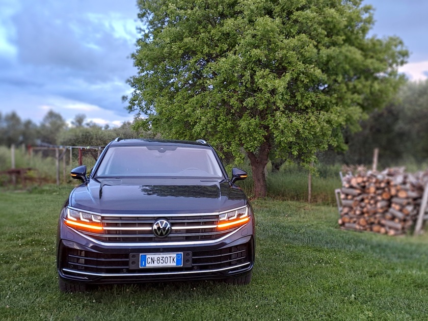 Volkswagen Touareg 3.0 TSI eHybrid Elegance