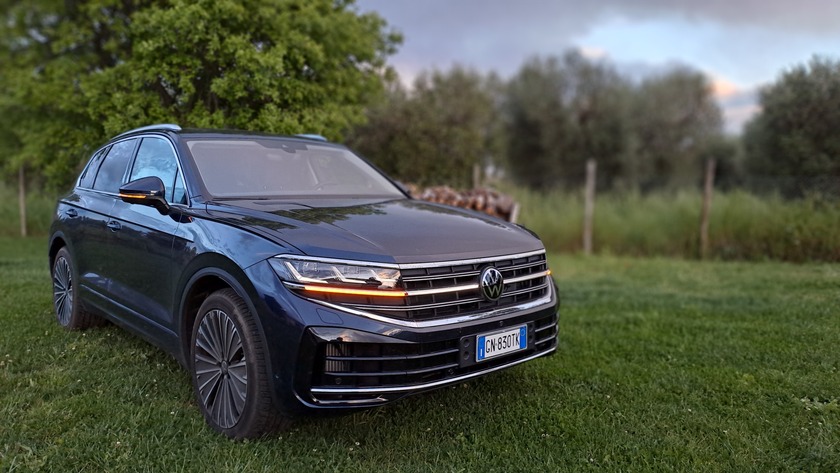 Volkswagen Touareg 3.0 TSI eHybrid Elegance