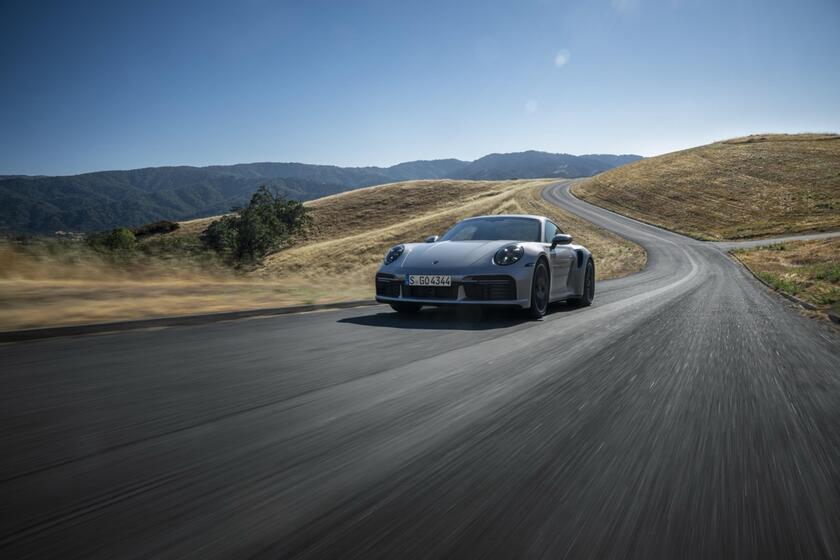 Nuova Porsche 911 Turbo 50 Anni