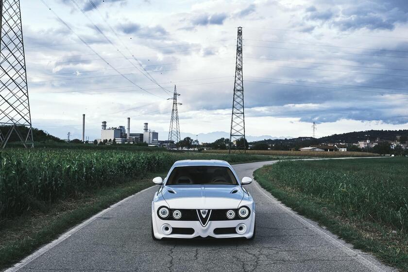 Alfa Romeo Giulia 'Erre Erre Fuoriserie', Classica o Alleggerita