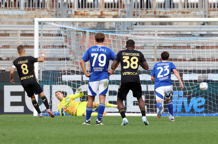 Soccer; serie A: Como 1907 vs Verona