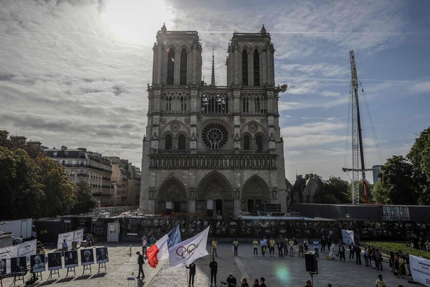 Notre-Dame riapre fra tre mesi, nel 2019 il terribile incendio