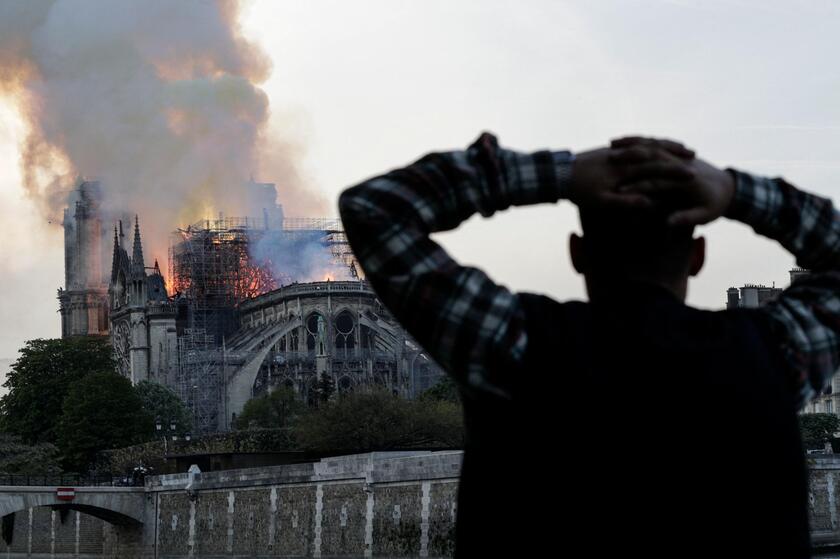 Notre-Dame riapre fra tre mesi, nel 2019 il terribile incendio