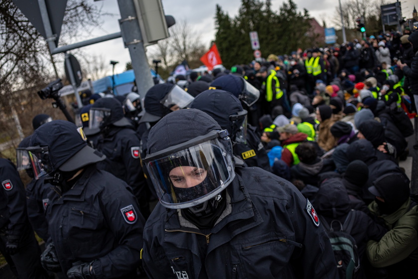 Protest ahead of AFD party conference in Riesa