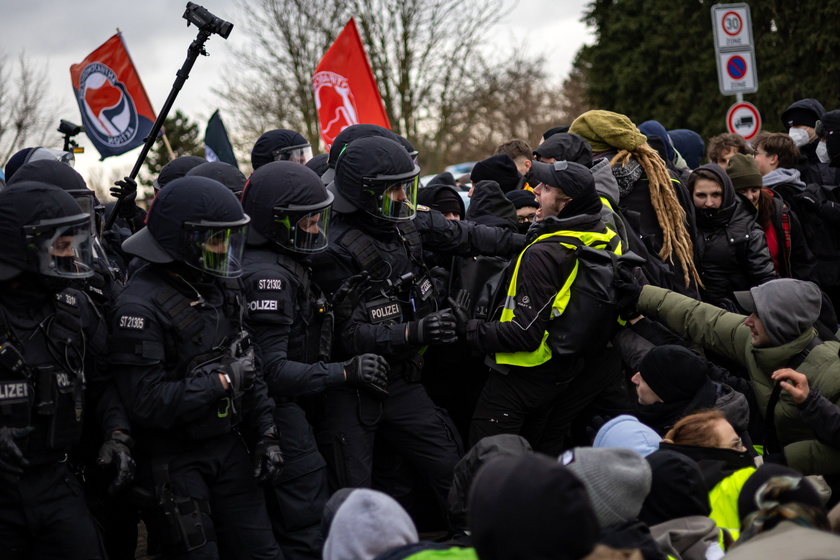 Protest ahead of AFD party conference in Riesa