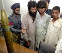Pakistan: liberati 13 detenuti talebani