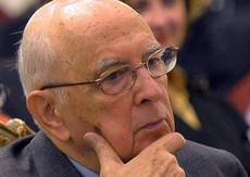 DESEMPLEO SIGUE PREOCUPANDO, NAPOLITANO PIDE MEDIDAS