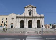 Precetto pasquale interforze a Cagliari