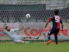 Calcio: Cagliari ko 3-1 con la Roma