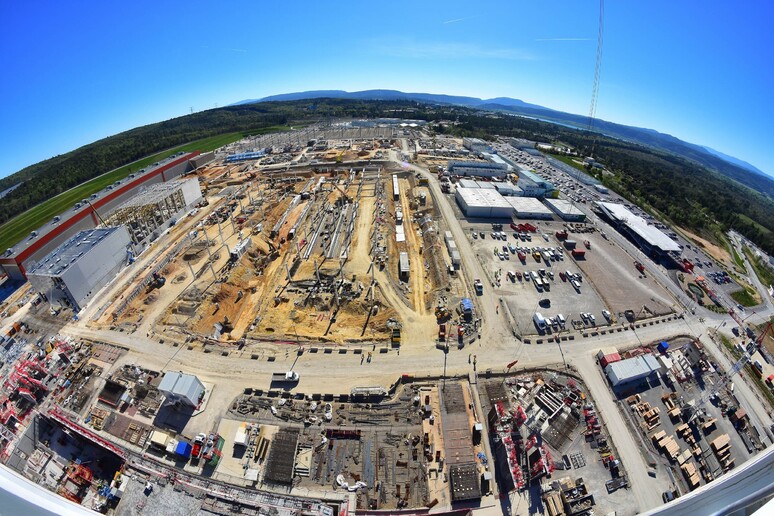 Veduta aerea del cantiere per la costruzione deal reattore sperimentale Iter a Caradache (fonte: Iter organization) - RIPRODUZIONE RISERVATA