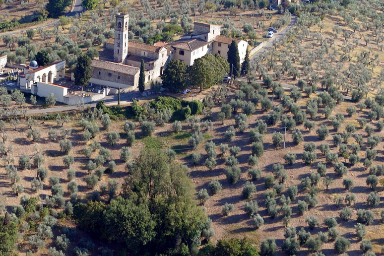 - RIPRODUZIONE RISERVATA