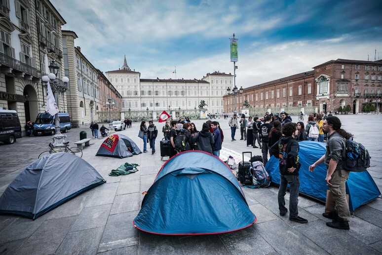 - RIPRODUZIONE RISERVATA