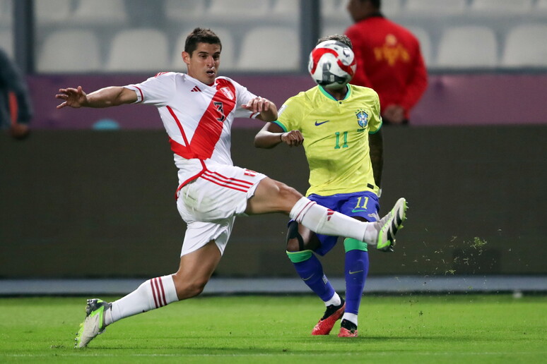 Brasil e Peru já haviam se enfrentado nas eliminatórias da Copa - TODOS OS DIREITOS RESERVADOS