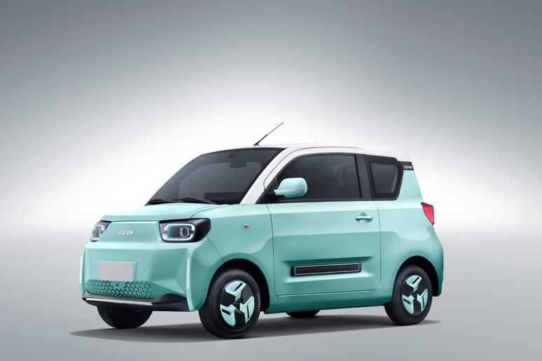 Ad Eicma annuncio importazione delle minicar del brand Baw - RIPRODUZIONE RISERVATA