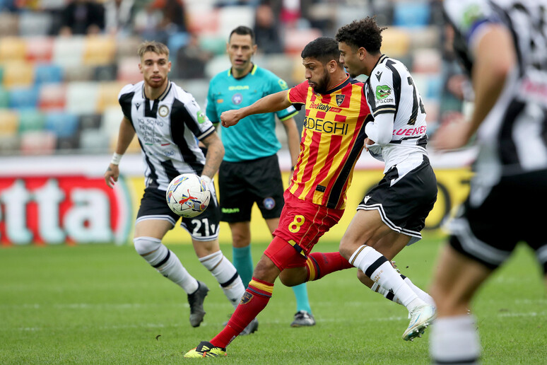 Único gol da partida foi marcado por Zemura - TODOS OS DIREITOS RESERVADOS