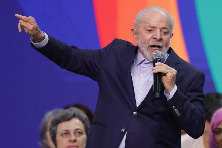 Presidente Luiz Inácio Lula da Silva durante cúpula do G20 Social, no Rio de Janeiro © ANSA/EPA