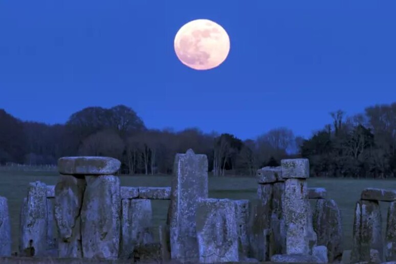 La Luna puede haber influido en la construcción de Stonehenge (fuente: Andre Pattenden/English Heritage, CC-BY4.0) - TODOS LOS DERECHOS RESERVADOS