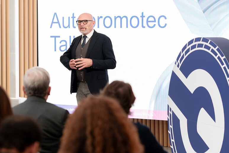 Autopromotec Talks, all 'accettazione penseranno i robot - RIPRODUZIONE RISERVATA