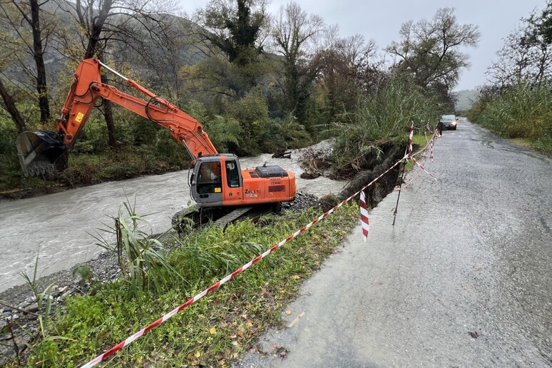 - RIPRODUZIONE RISERVATA