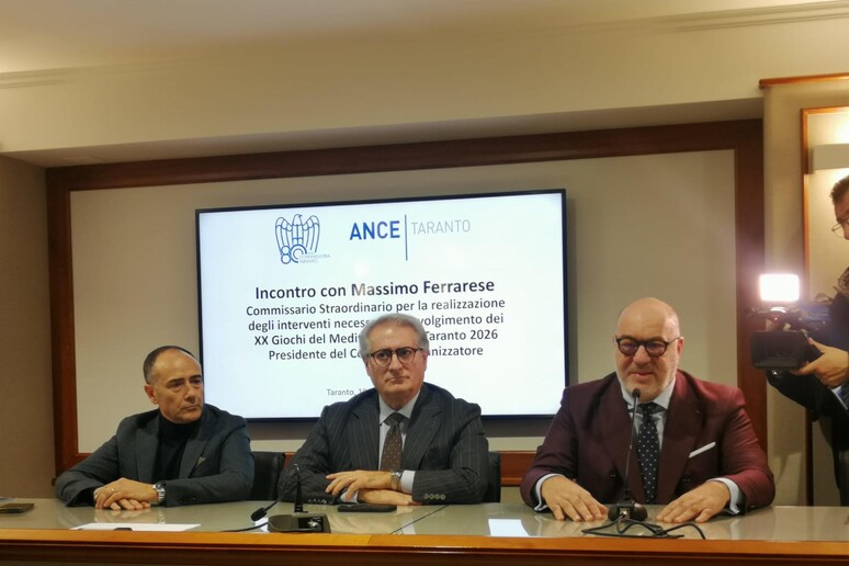 Conferenza stampa Ferrarese Confindustria Taranto - RIPRODUZIONE RISERVATA