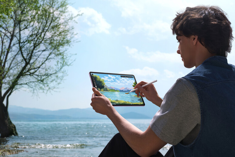 Huawei lancia il MatePad 11.5" S, è come disegnare su carta - RIPRODUZIONE RISERVATA