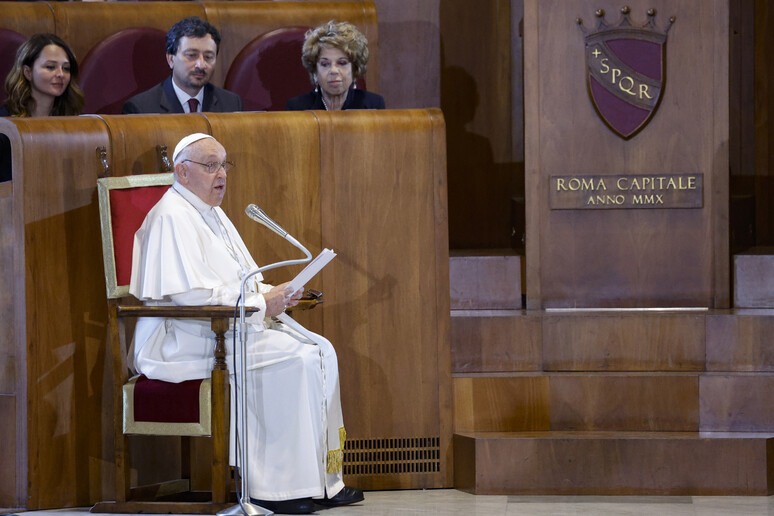 Papa Francisco irá ao G7 - TODOS OS DIREITOS RESERVADOS