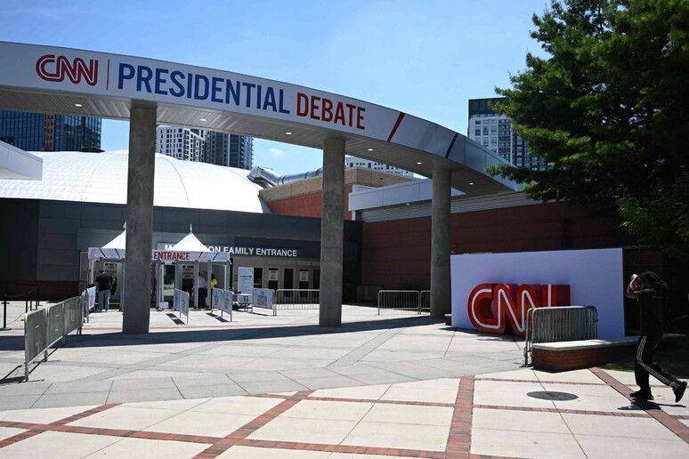 Palco de debate entre Biden e Trump, em Atlanta © ANSA/AFP