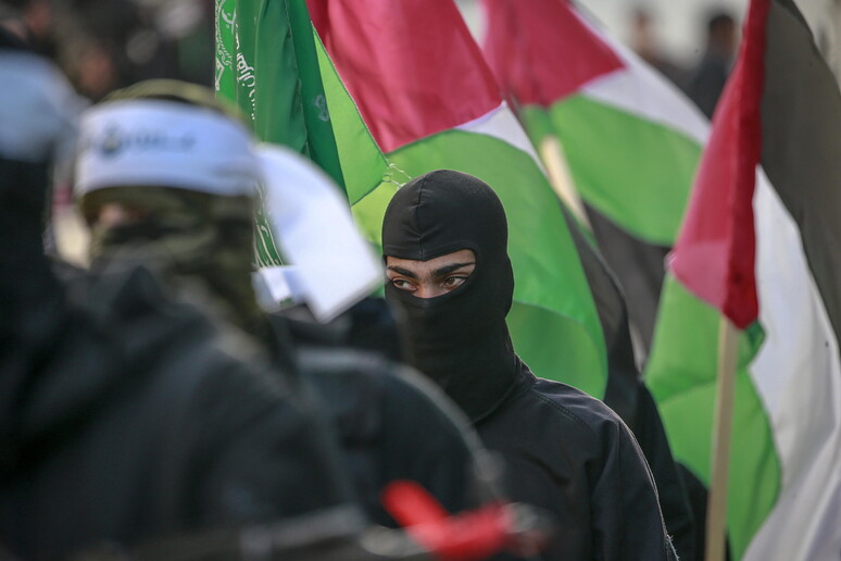 Membros do braço armado do Hamas na Cidade de Gaza, em foto de arquivo - TODOS OS DIREITOS RESERVADOS