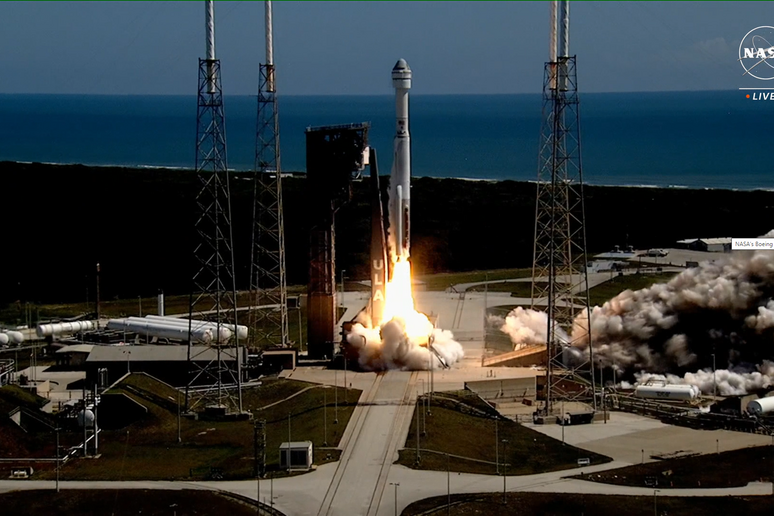 Il lancio della navetta Starliner da Cape Canaveral (fonte: NASA TV) - RIPRODUZIONE RISERVATA