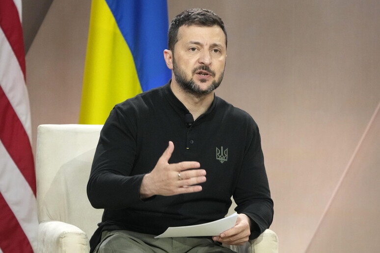 Zelensky envió mensaje a delegación ucraniana en París - TODOS LOS DERECHOS RESERVADOS
