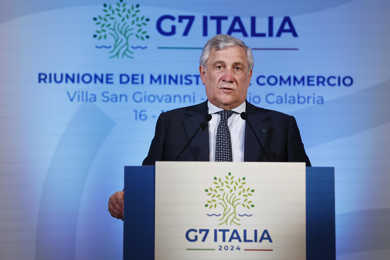 Tajani: "Io favorevole a Fitto commissario europeo" - RIPRODUZIONE RISERVATA