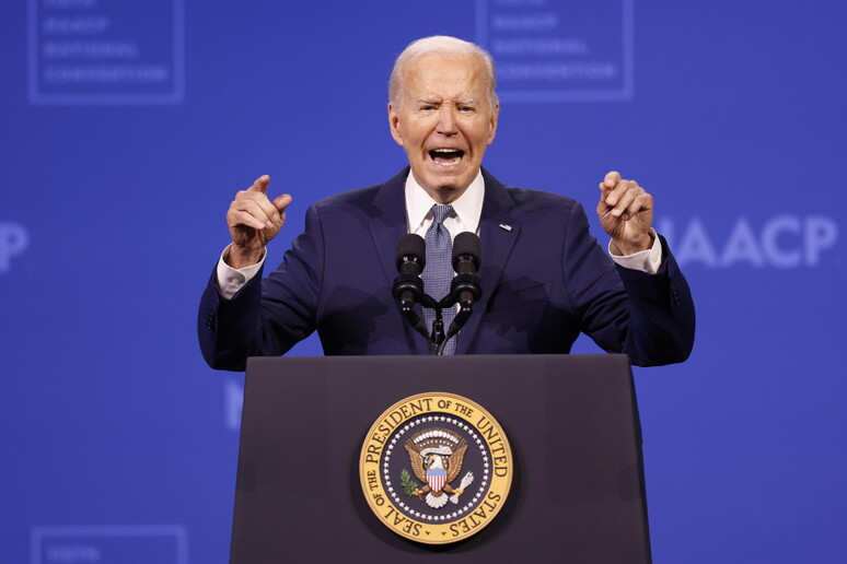 Joe Biden durante evento de campanha em Las Vegas © ANSA/EPA