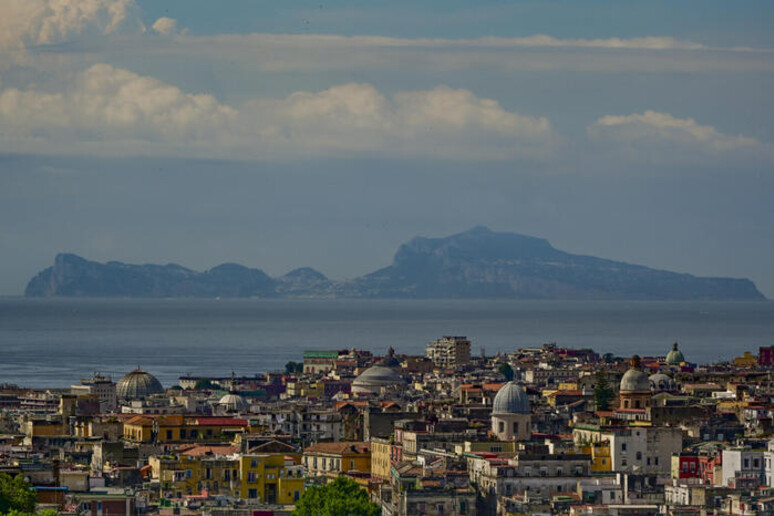 La bella Nápoles, también con precios convenientes - TODOS LOS DERECHOS RESERVADOS