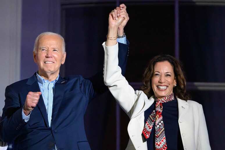 Kamala Harris é favorita para substituir Joe Biden na chapa democrata © ANSA/AFP