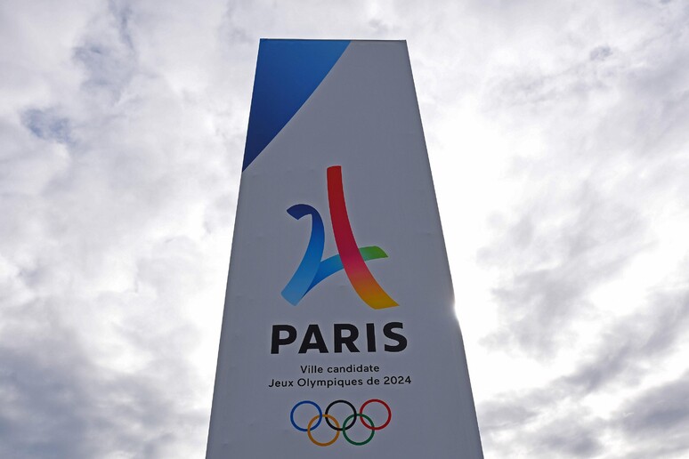 Il logo delle Olimpiadi di Parigi - RIPRODUZIONE RISERVATA